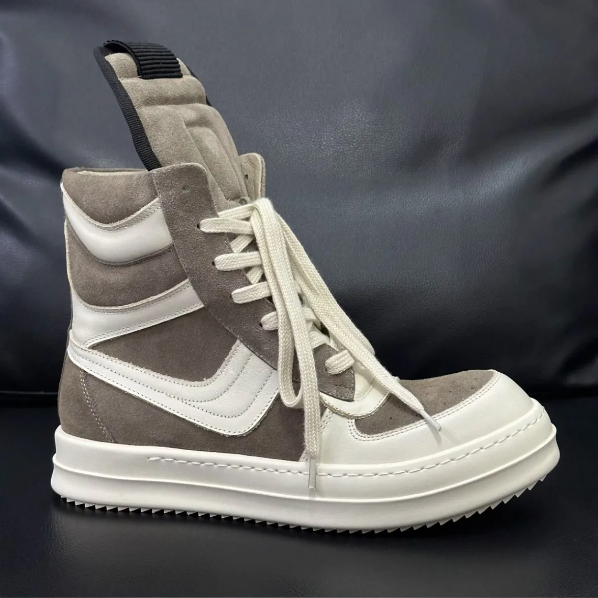 

R-o Classic Design Men Shoe Women High Top Casual Shoes Ankle Boots Caramel Cow Suede White Leather Boot Outside Flat Sneaker