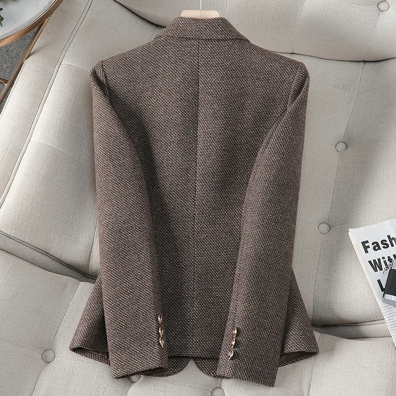 سترة صوف المرأة القهوة اللون معطف الصوف سترة ربيع الخريف 2025 جديد السيدات أنيقة مكتب السترة قصيرة رداء غير رسمية أبلى