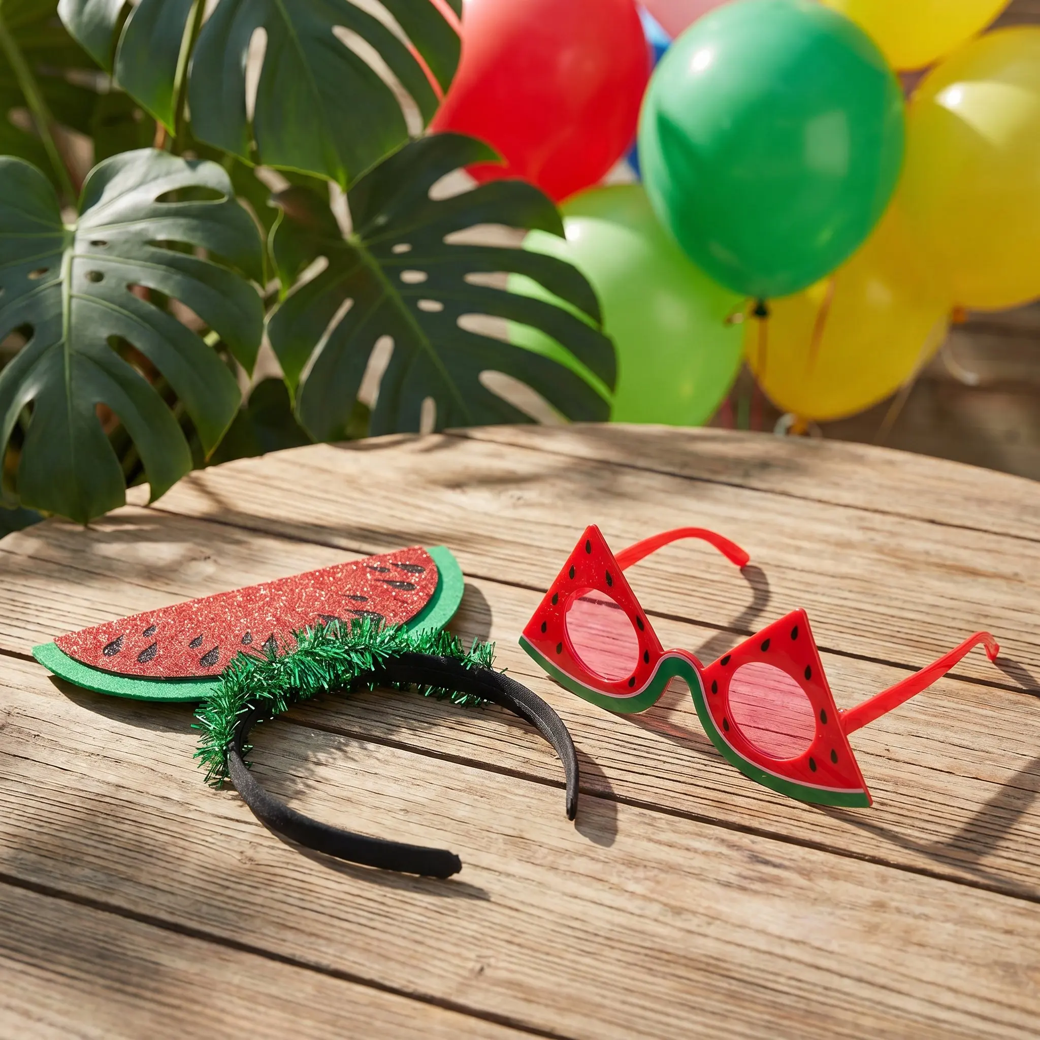 conjunto-de-acessorios-para-festa-de-melancia-tiara-Oculos-de-frutas-havaianas-e-acessorio-de-fantasia-tropical-para-celebracoes-na-praia-e-festas-de-verao-com-tema-luau