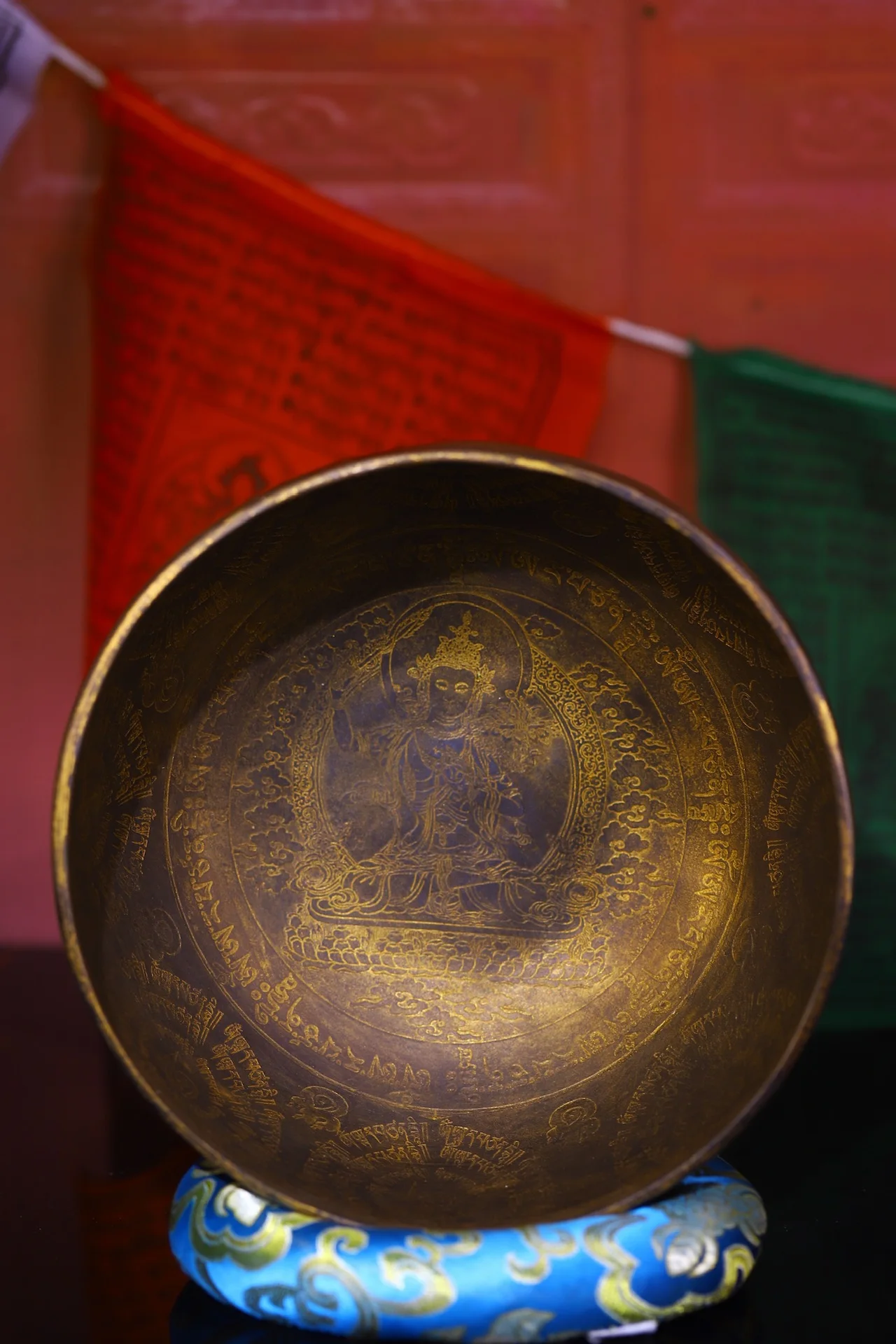 

8"Tibetan Temple Collection Old Bronze Gilded Painted Manjusri Buddhist Music Bowl Chanting Bowl Amulet Worship Hall Town house