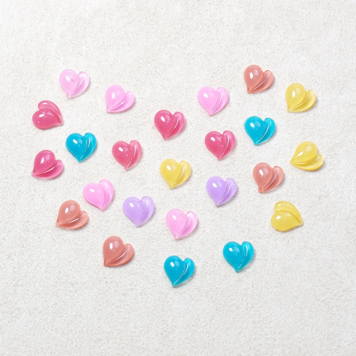 30/50/100 قطعة 7.5*8 مللي متر على شكل قلب يمكن ارتداؤها مسمار الفن اكسسوارات قضية الهاتف المحمول DIY بها بنفسك الديكور أجزاء المجوهرات ل