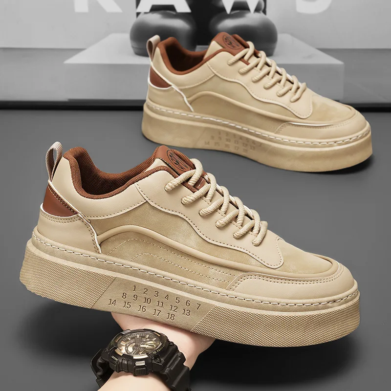

New Korean style men's shoes, trendy and versatile thick-soled sports and casual board shoes, comfortable for outdoor