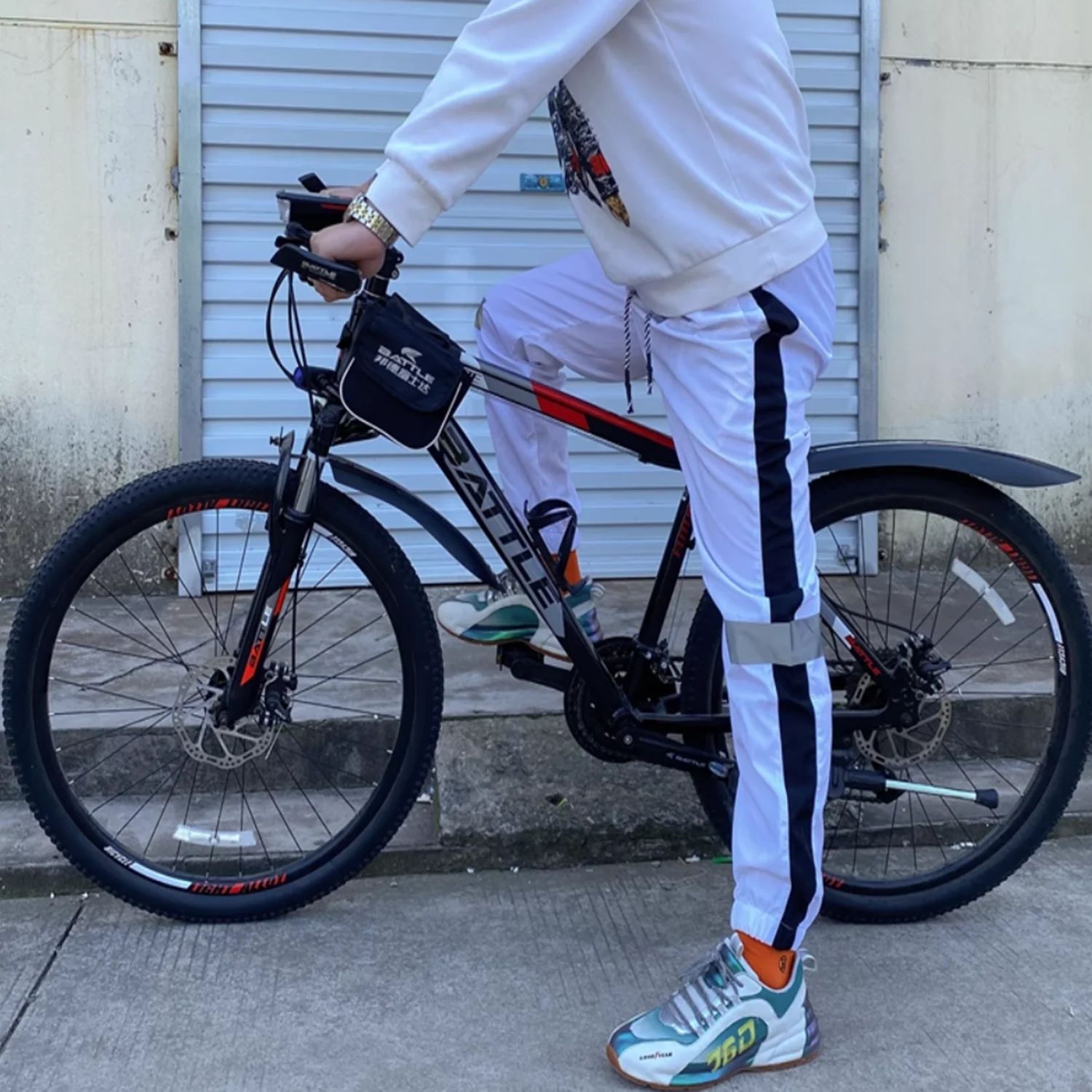 

Unisex Reflective Joggers Harajuku Streetwear Hip Hop Night Running Pants High-Visibility Activewear Leisure Sports Fashion