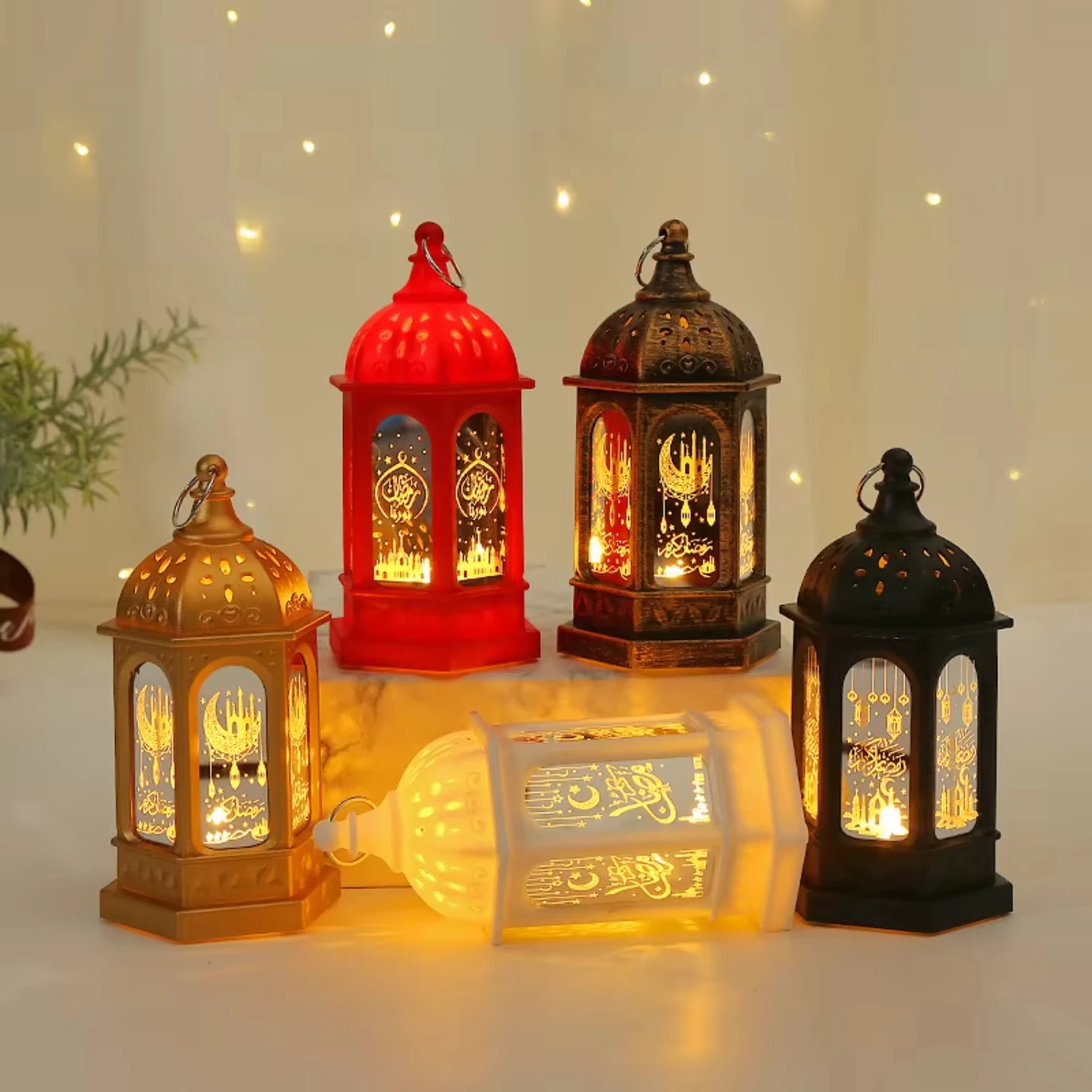 Bougeoir en plastique à lumière LED de style marocain, lampe à vent décorative, festival du Ramadan, nouveauté