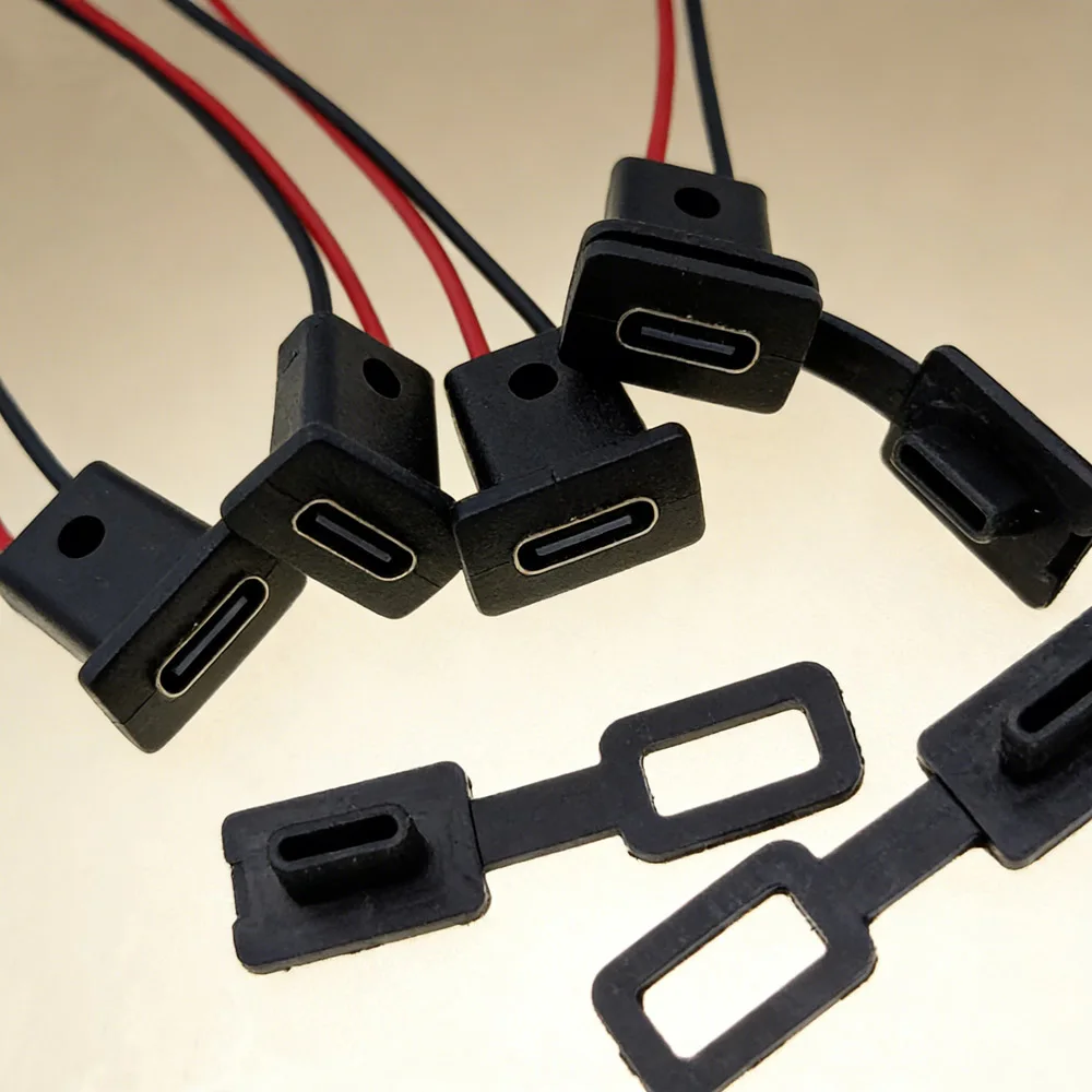 

USB-C High Current Charging Socket 3A 20V With Snap Lock Plate USB C TYPE-C Female Type C Waterproof Female Connector Jack