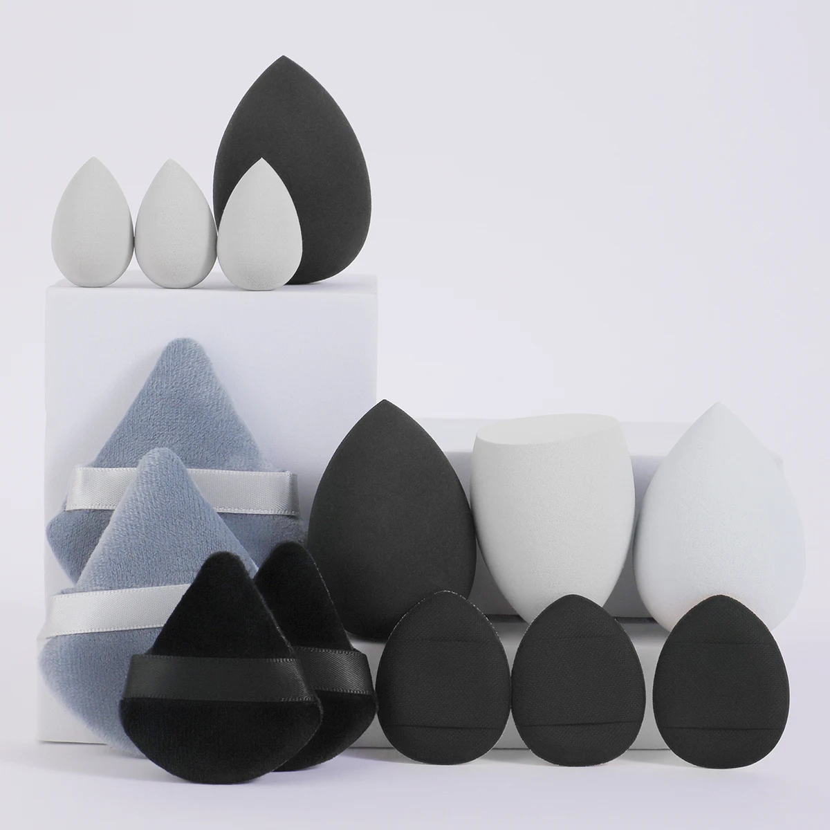 مجموعة اسفنجة مستحضرات تجميل مختلطة الشكل ، نفخة بودرة صغيرة سائبة ، نفخة مستحضرات تجميل رطبة وجافة ، 14 إسفنجة