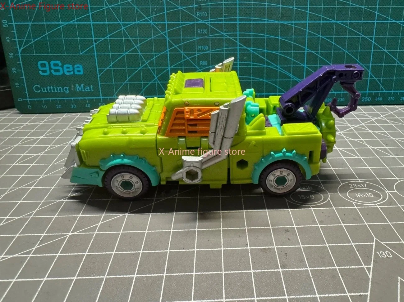 En Stock Hasbro Transformers juguetes Legacy Buzzworthy Robots en disfraz 2000 universo de dos líneas G2 Deluxe figura de acción modelo regalo