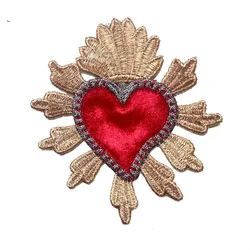 New Gold Crown and Red Love Loving Heart Patch Fashion Embroidery Sew on Patches for Clothes Jacket Applique DIY Accessory