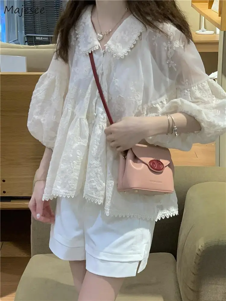 White Blouses Women Loose Sweet Literary Embroidery Delicate Breathable French Style Chic Design Vintage Lantern Sleeve Popular