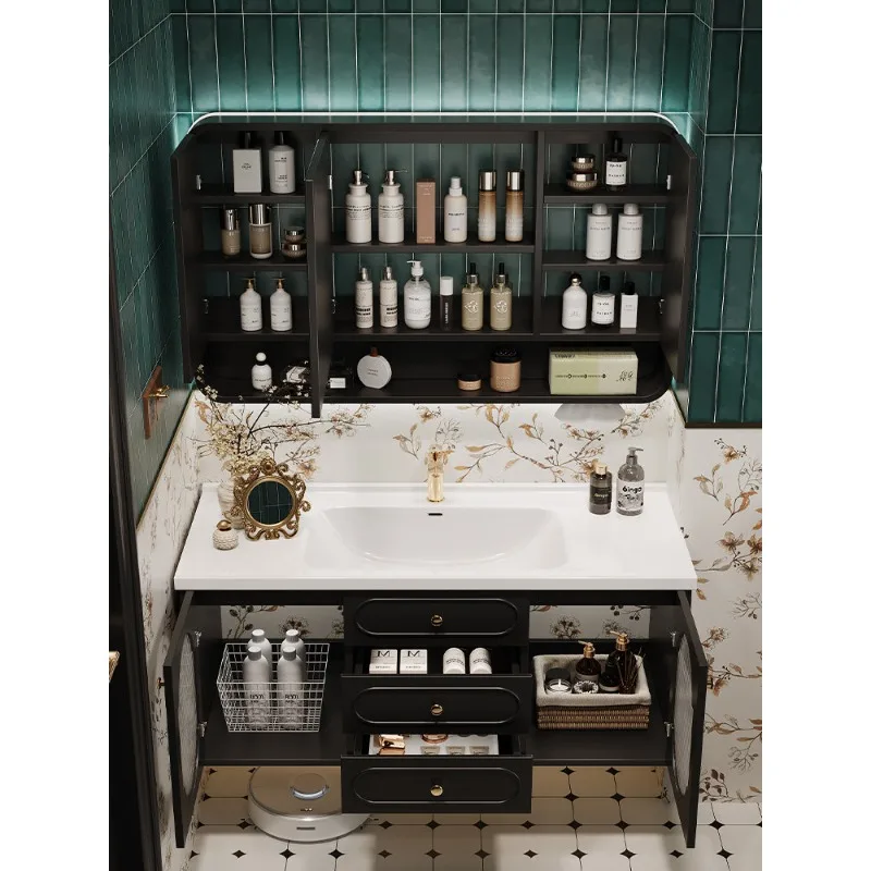 

Комплект мебели для ванной комнаты: тумба под унитаз, тумба под раковину, тумба под умывальник из дуба