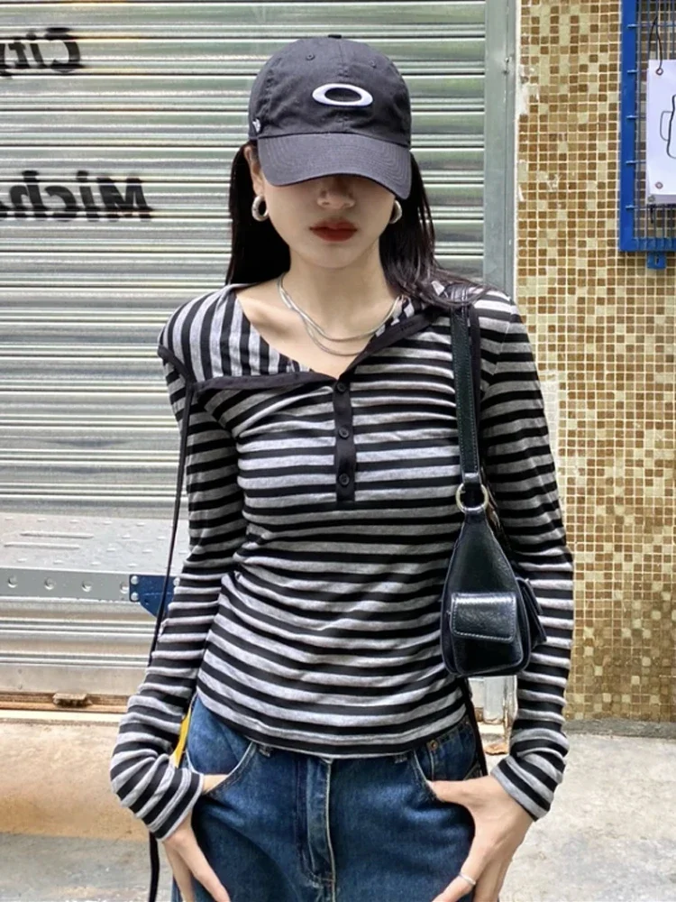 Hooded Long Sleeve T-shirts Women Korean Fashion Retro Single Breasted Slim Fat Striped Design Streetwear Tops Trendy Casual