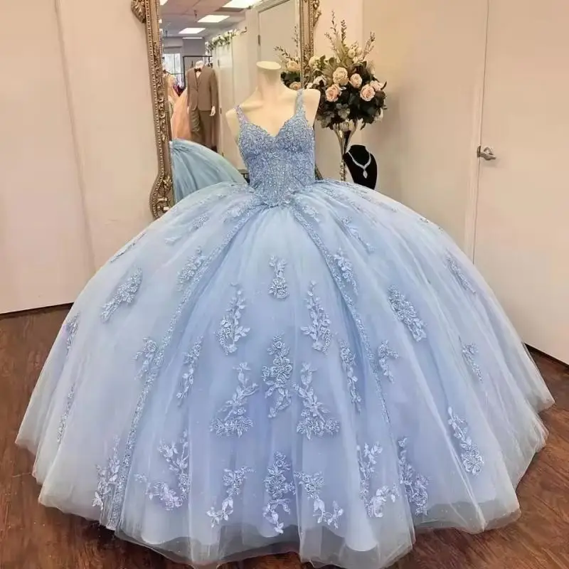 Maßgeschneidertes hellblaues, perlenbesetztes Kristall-Prinzessin-Quinceanera-Kleid, schulterfreies, mit Spitze appliziertes Festzug-Partykleid für Mädchen, süßes 15. Jahrhundert