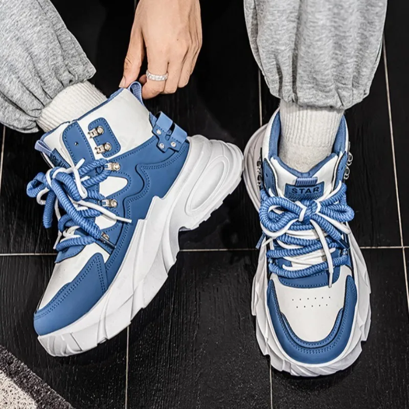 

Нишевый дизайн, повседневная обувь с высоким берцем на толстой подошве для мужчин, осенняя модная тенденция 2024, универсальные удобные кроссовки на платформе со шнуровкой