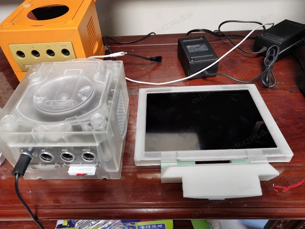 480P HD Portable Retro Gaming Monitor Compact Small Size High Definition Video Display Panel