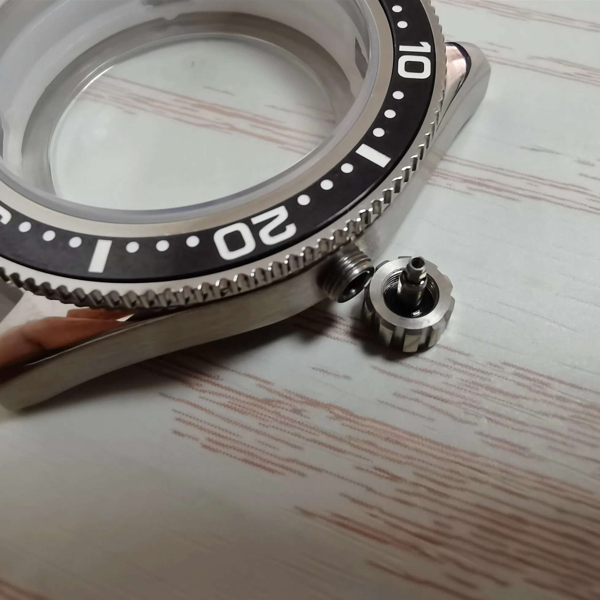 Cassa dell'orologio da 42mm per Nh35 Nh36 Pt5000 Eta 2824 movimento cassa dell'orologio con lunetta in ceramica di vetro zaffiro in acciaio solido