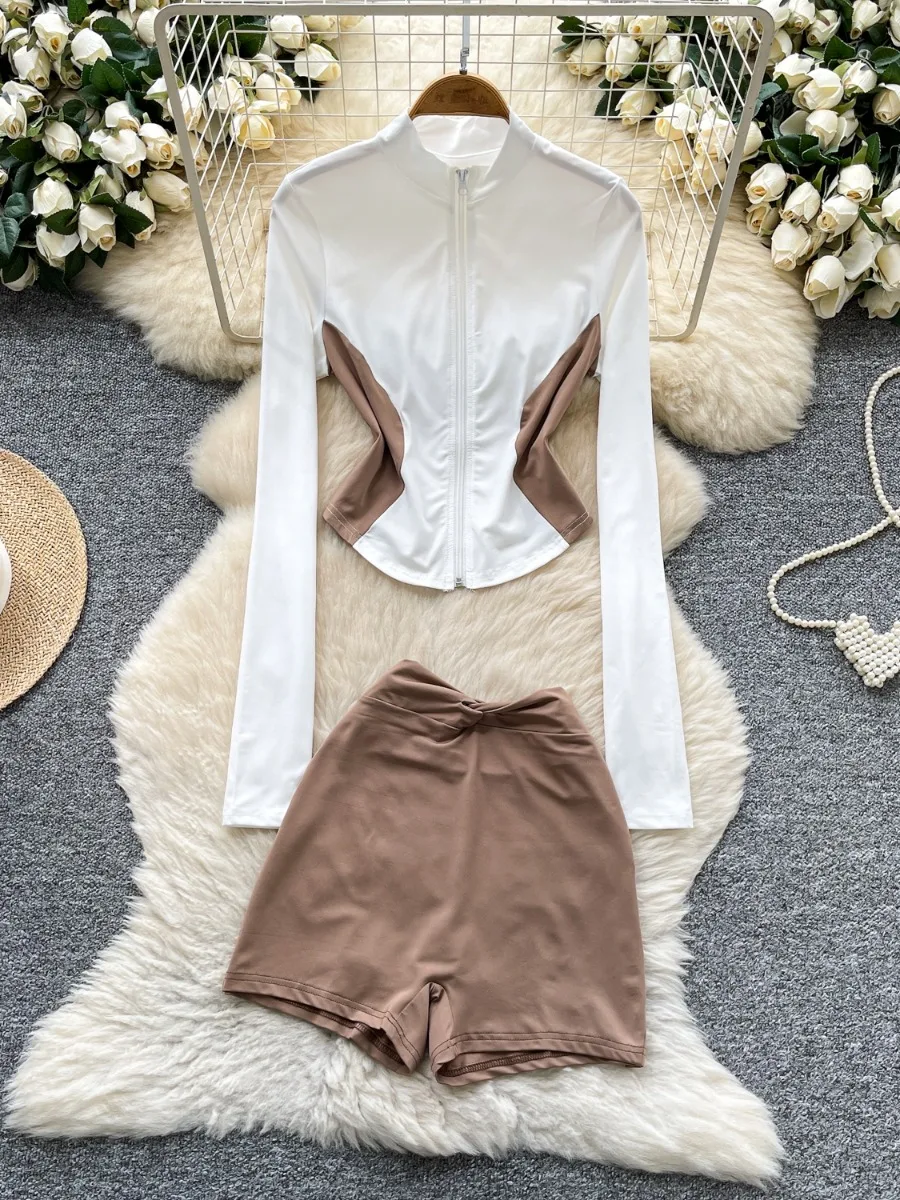 

Foamlina Casual Sportswear Two Piece Set Women Autumn European Fashion Colorblock Zipper Long Sleeve Slim Fit Top Tight Shorts