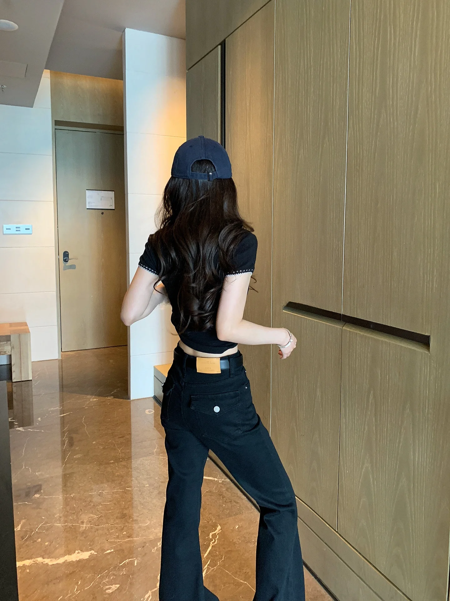 

High Waist Slim Fit Denim Jeans Elastic Butt Lifting Waed Bla Jeans Ladies Spring Summer Cuffed Bell Bot Trousers