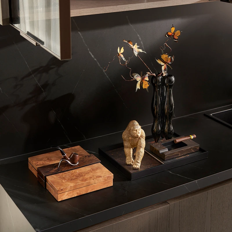 Picture 5: Luxury Jewelry Storage Box Ginkgo Leaf Handmade Decorative Display Case for Boutique Stores
