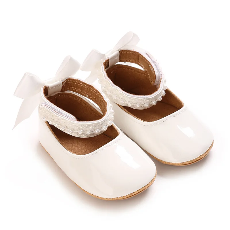 MILANCEL Novos Sapatos de Couro para Bebês de Primavera 0-18M, Sapatos de Princesa com Laço Doce para Meninas, Sola Macia Antiderrapante, Sapatos Nude Fofos para Crianças