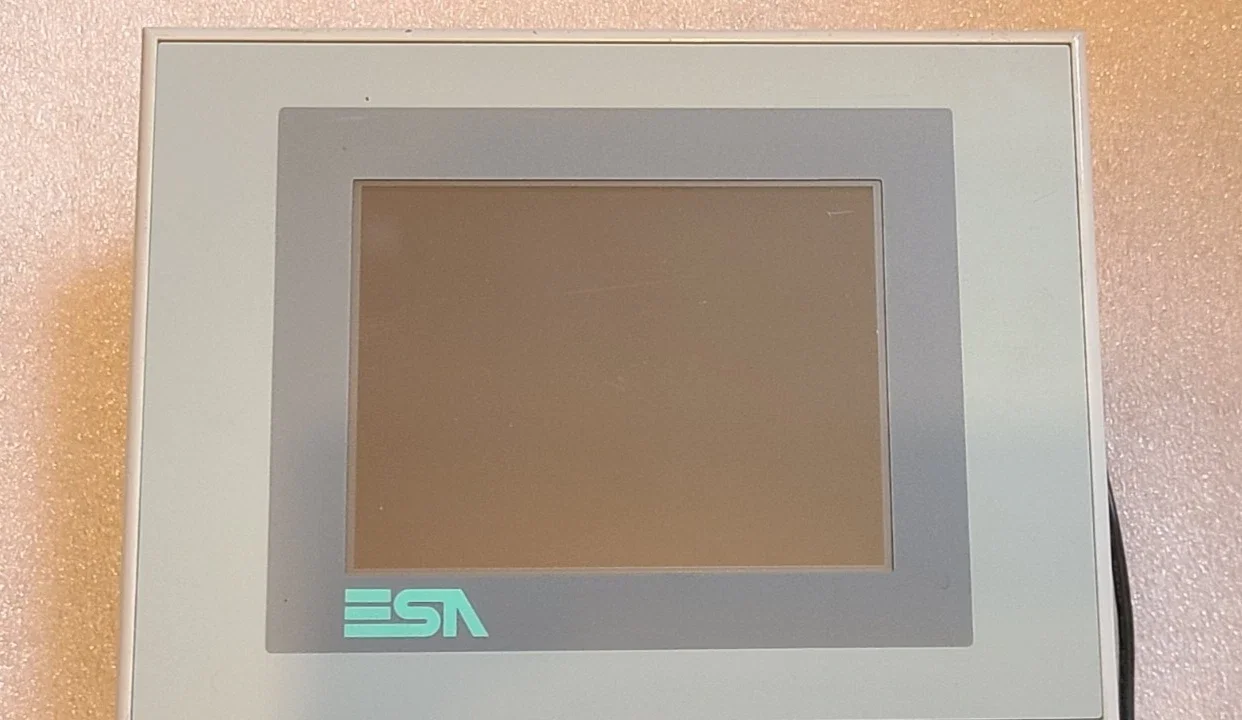 

New VT525W00000 For ESA VT525W00000 HMI Touchscreen Operator Panel