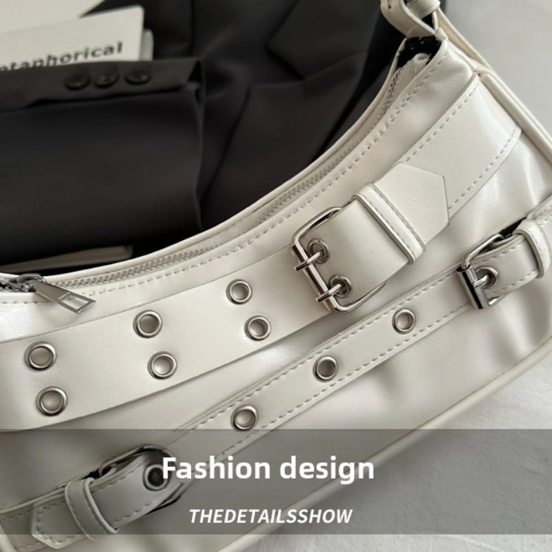 Schicke Y2K Damen-Unterarmtasche mit doppelter Gürtelschnalle, verstellbarem Riemen, trendige, punk-inspirierte Handtasche, für lässige Schultertasche. – Detail 14