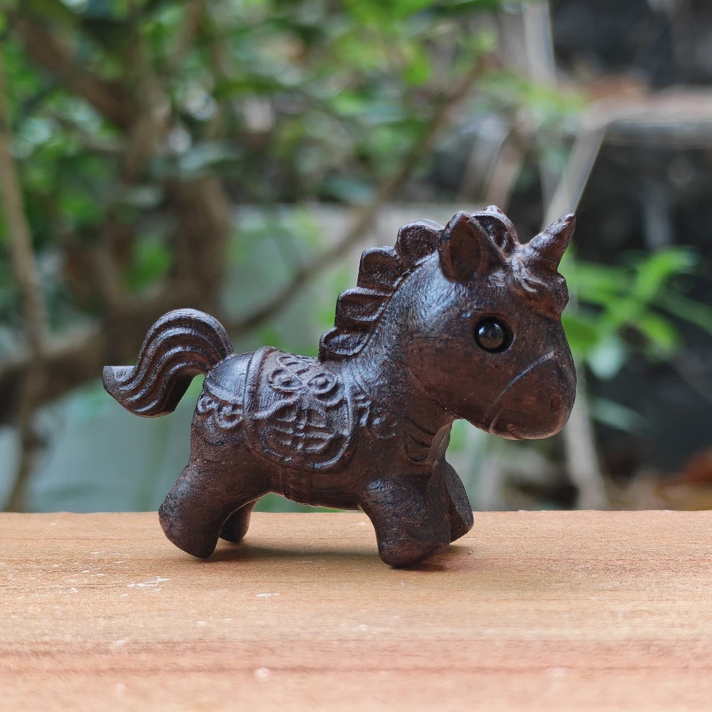Wooden Unicorn Figurine Ornament, Hand-Carved, Classic Theme, Modern Style, Suitable for Home Decor, Fireplace, Bedroom, Living Room, Centerpiece, Office, Back-To-School Season Gift, Birthday Gift