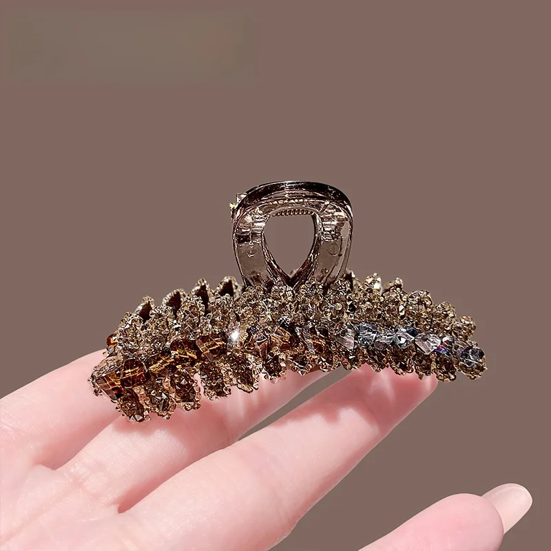 presilha-de-cabelo-feminina-luxuosa-com-diamantes-embutidos-estilo-tubarao-novo-modelo-primavera-verao-design-coreano-moderno-para-meio-coque-acessorio-de-cabelo-fashion