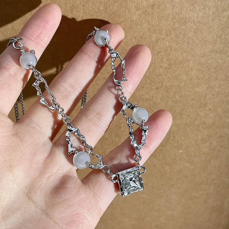 Funkelnde Mondlicht-Stein-Anhänger-Halskette für Frauen, Sternenlicht, unregelmäßige lange Quastenkette, Halsreifen, Accessoires, Modeschmuck – Detail 25