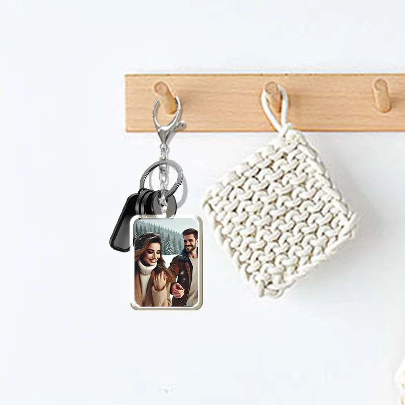 Customized photo rectangular acrylic keychain, keybag pendant decoration