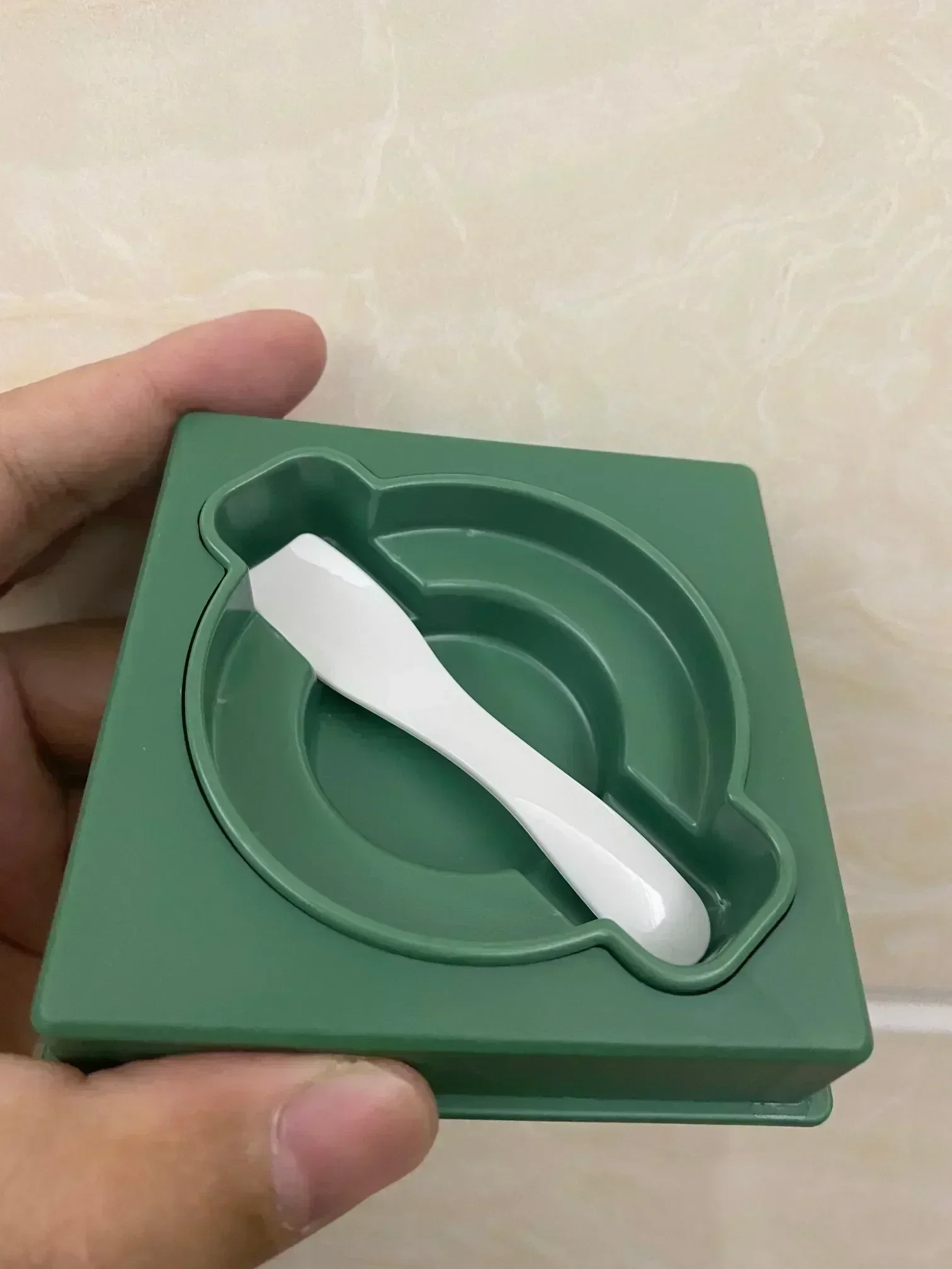 جديد كريم وجه ترطيب مكافحة الشيخوخة تتلاشى الخطوط الدقيقة تبييض الوجه سطع الجلد الجمال رفع ثبات كريم Xj002