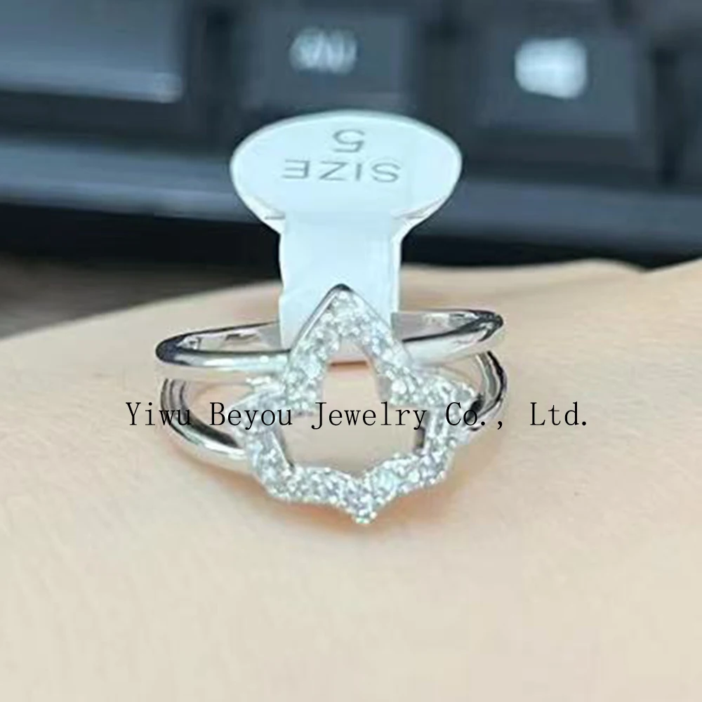 High quality zircon inlaid maple leaf friendship ring