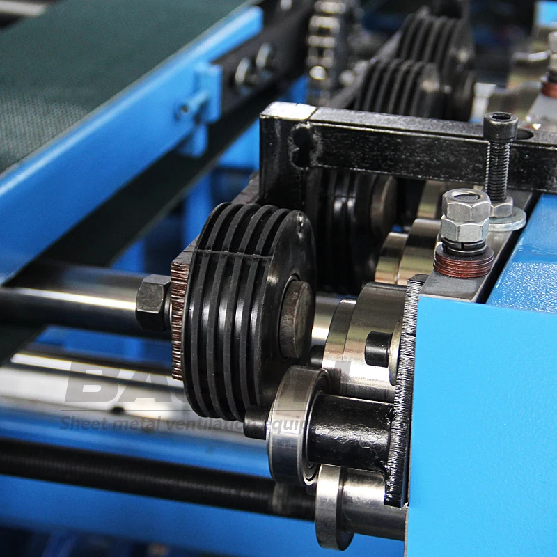 HVAC Duct Machine Compact Space-Saving U5 Auto Duct Machine Small Africa Ventilation Factory
