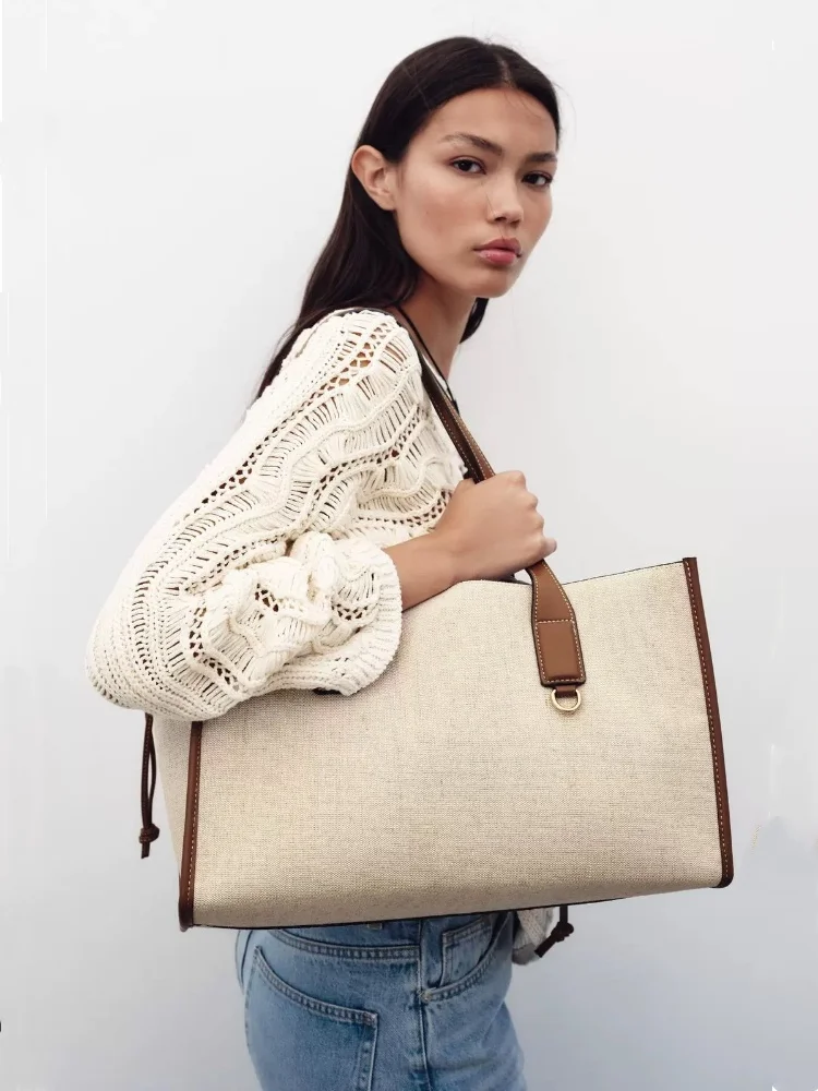 

Stylish Large Capaci Shopping Bag Female Shoulder Handheld Commuter Leisure Canvas Color Contrasting Tote Bag for Women