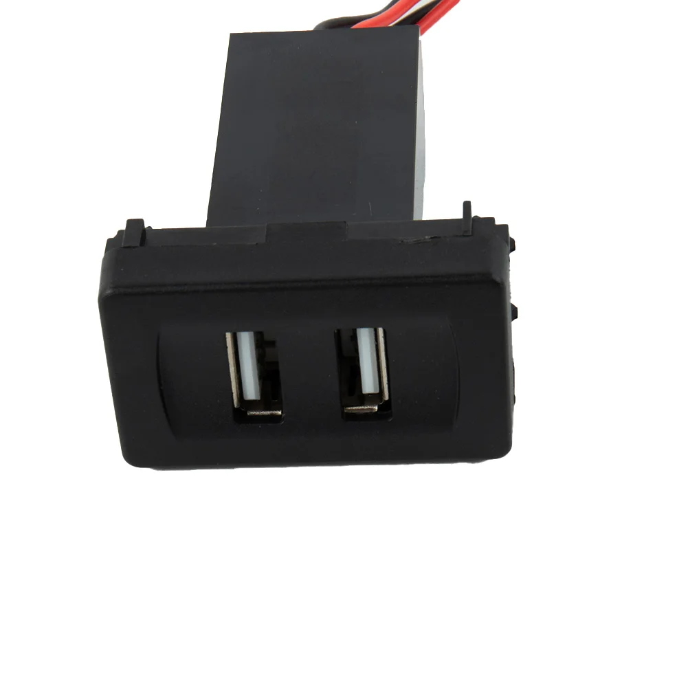 Harness Wiring Harness Black Built-In Socket Car Charger Car Dual USB Port Charger For Transport T4 High Quality