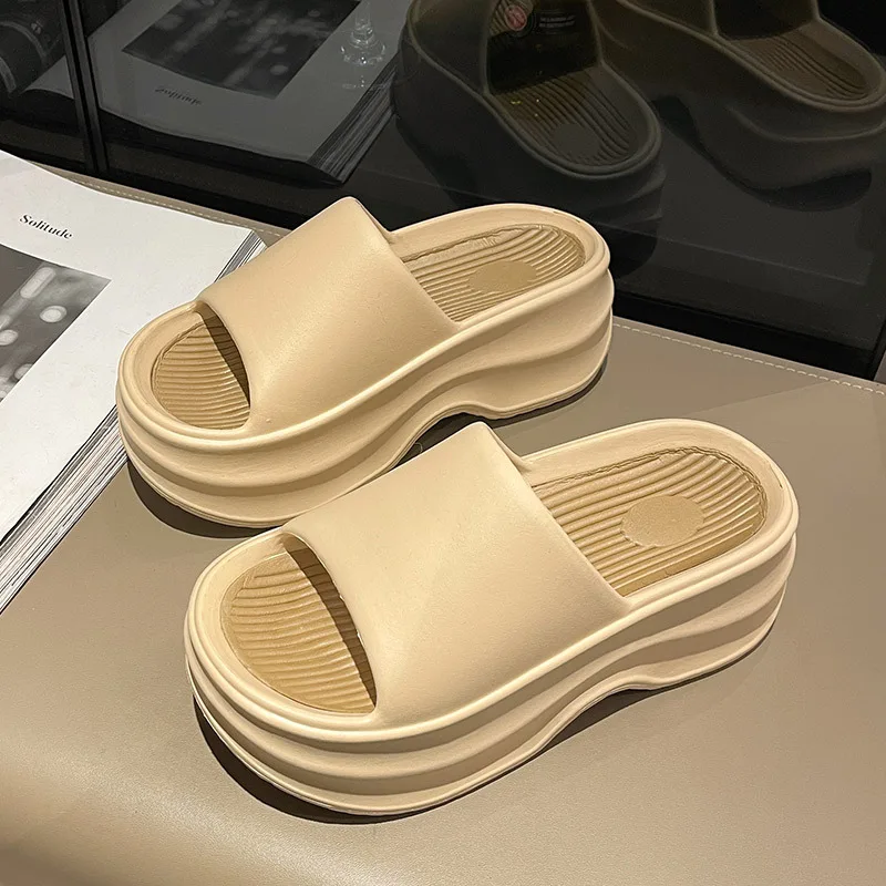 Gacimy Summer Thick Soles Sandals For Women Outdoor Fashion Soft Cloud Beach Shoes Comfortable Non-Slip Home Bathroom Slippers