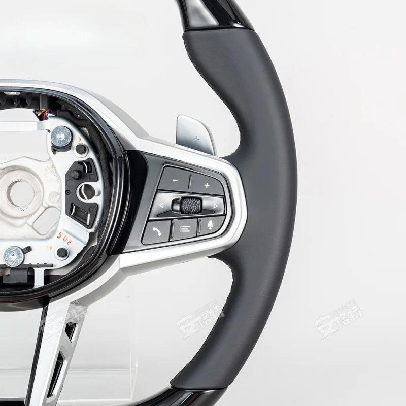 For BMW G20/G30/G38/M3/M5/M6/M8 (All Series) Flat Leather Steering Wheel (With Spray-Painted Trim & Paddle Shifter Cover）