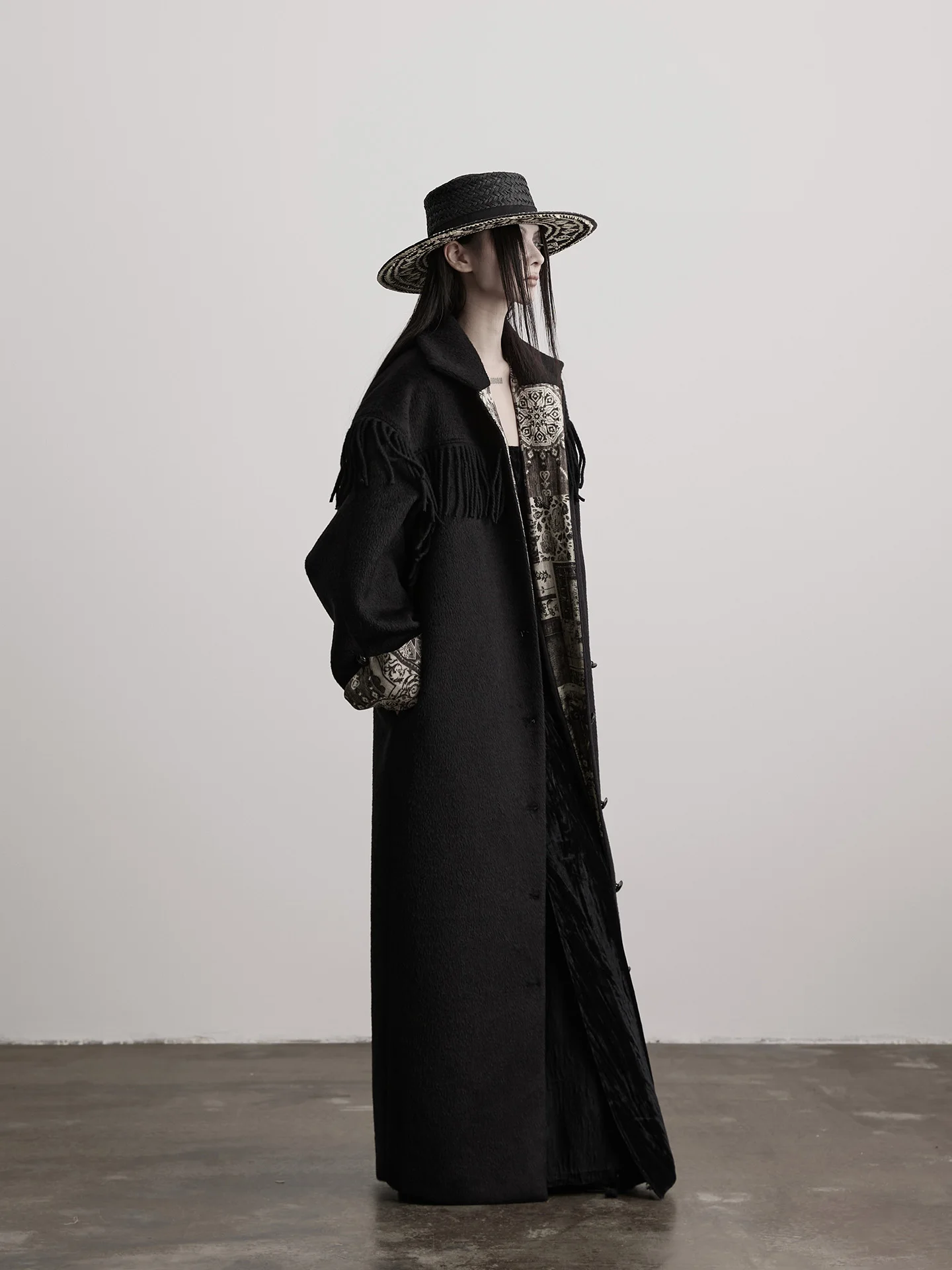 

Women's Woolen Coat Single Button Inner Pattern Collar Tassel Trimmed Winter Outerwear Thiened Long Sve Long Coat