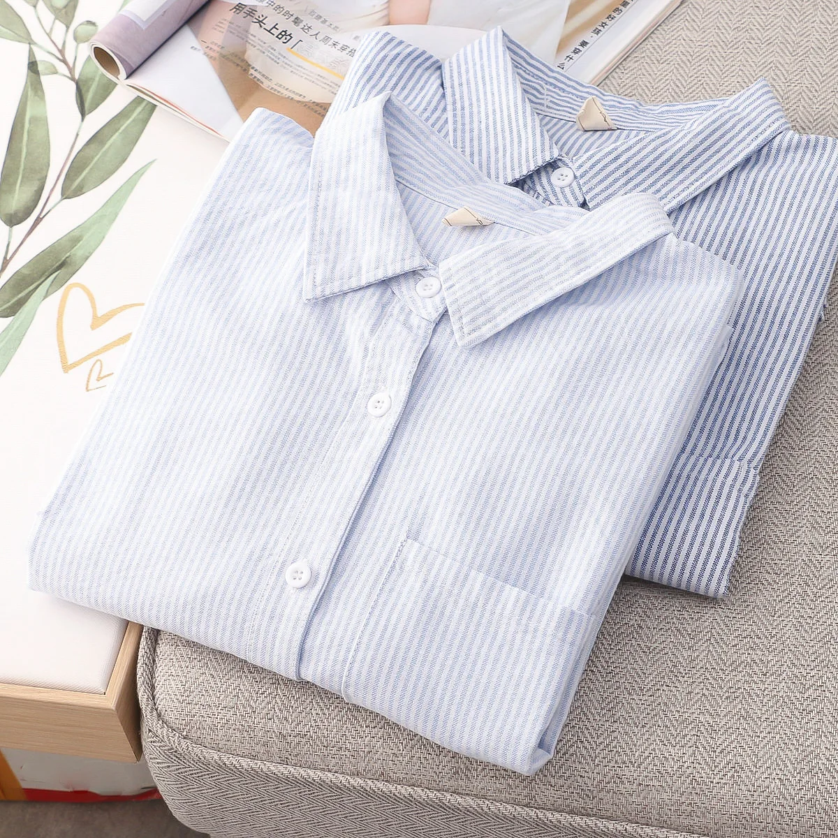 New Autumn Cotton Striped Shirts Women Lapel Collar Top Girl Long Sleeve Loose Commuting Blouses Appear Thin Spring T30603QC