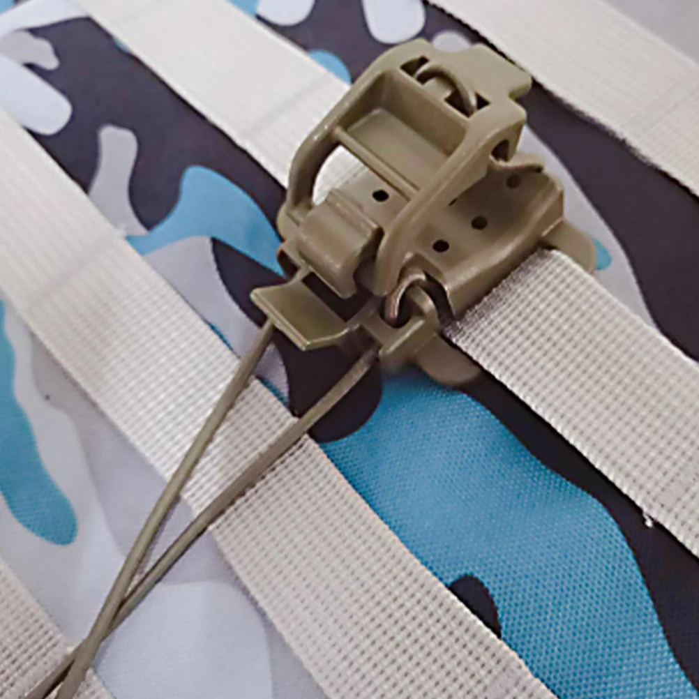 

3pcs Outdoor Gear Clip Backpack Straps Management Durable Clips For Hiking Camping Flashlight Whistle Retractable Flipping