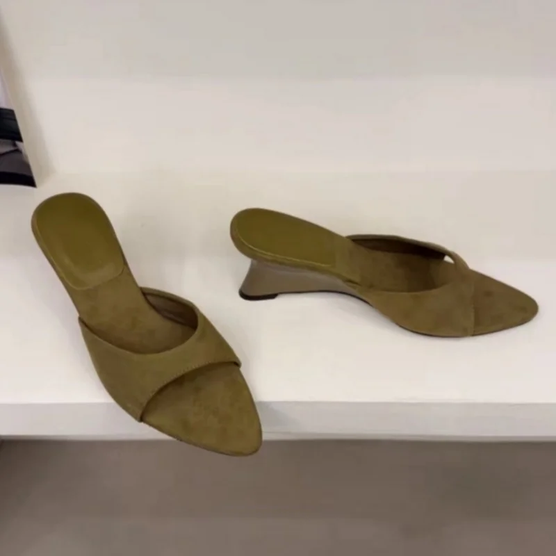 *Sommerneue spitze Pantoletten mit Absatz, bequeme Freizeitpantoletten, modische, heiß begehrte, sexy Bankett-High-Heel-Pantoletten für Damen – Detail 6