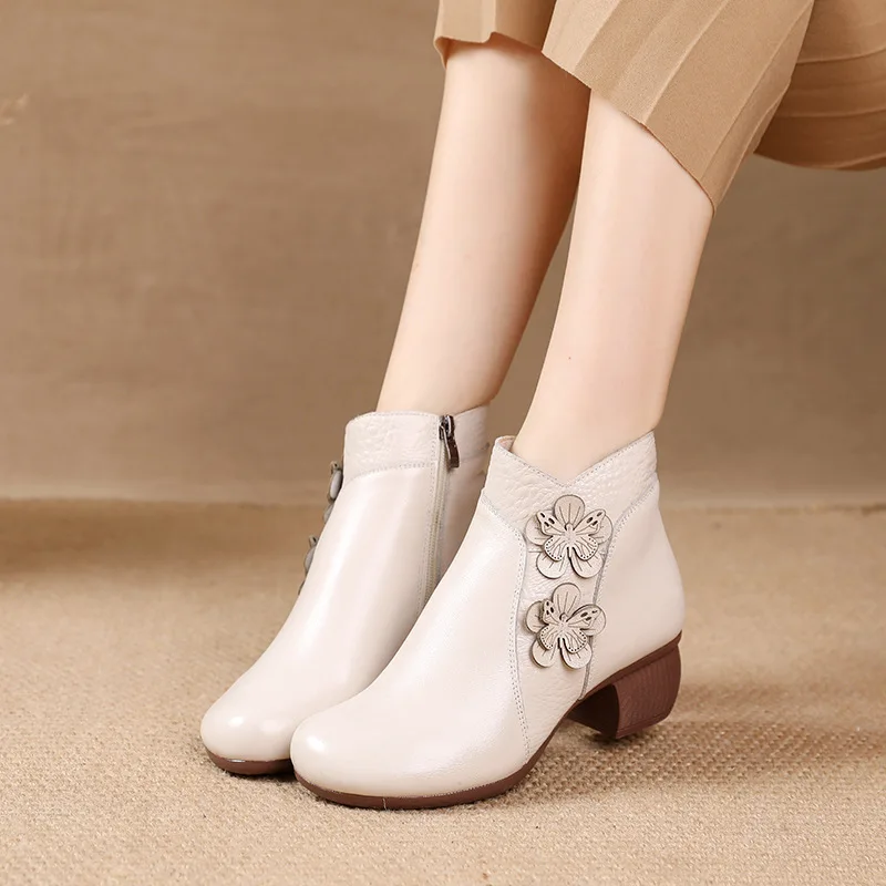 

Women's boots for autumn and winter 2025 women's mother's shoes cowhide fashionable thick heeled women's shoes