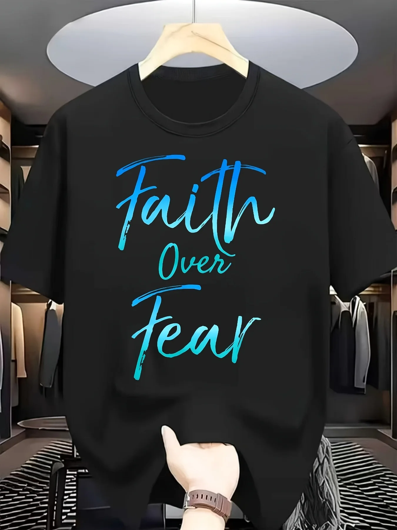 Plus-size men's Faith Over Fear printed loose-fitting short-sleeve T-shirt, vintage casual gift for husband or father