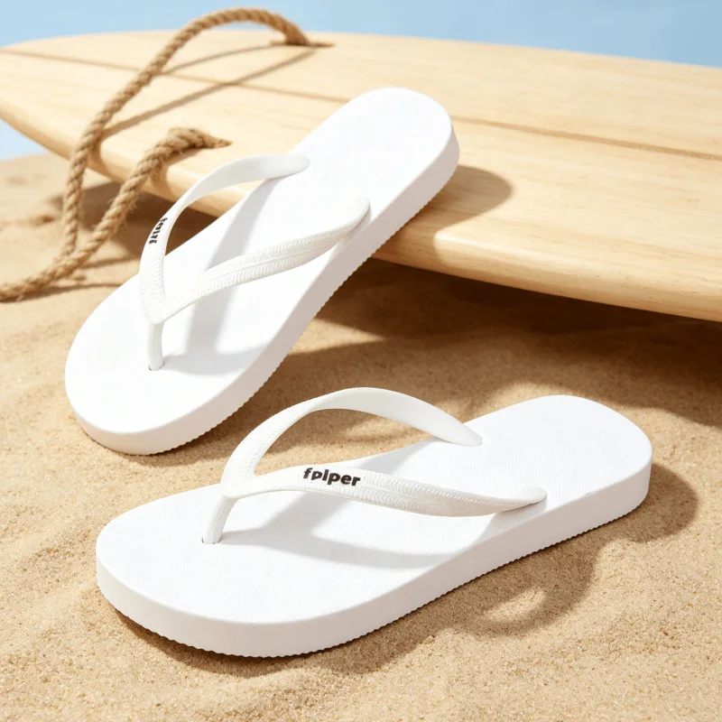Damen Einfarbige Strand-Pantoffeln Bequeme Leichte Modische Freizeitschuhe Sommer Damen Flache Verschleißfeste Flip-Flops 2026