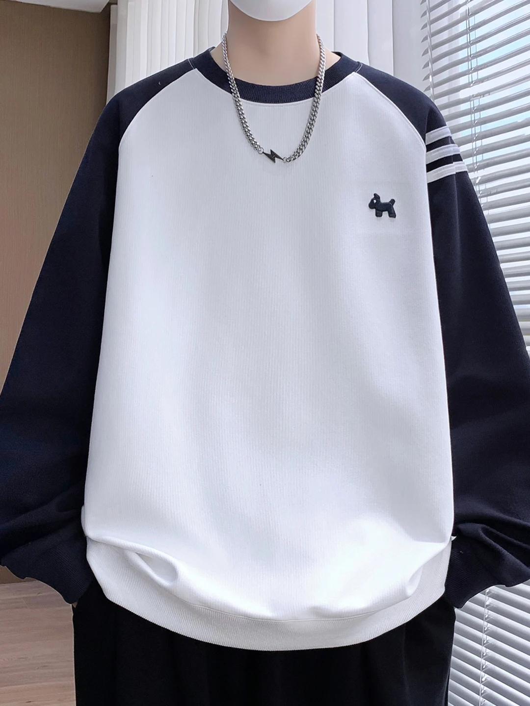 Camiseta de Moletom Bordada de Manga Longa com Gola Redonda para Adolescentes e Homens – Moda Casual Primavera Outono – Camad...