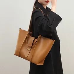 Cowhide Women's Tote Bag 2024 New Large Capacity Fashion Designer Luxury Bags Classic Vintage Pleats Women Shoulder Bags