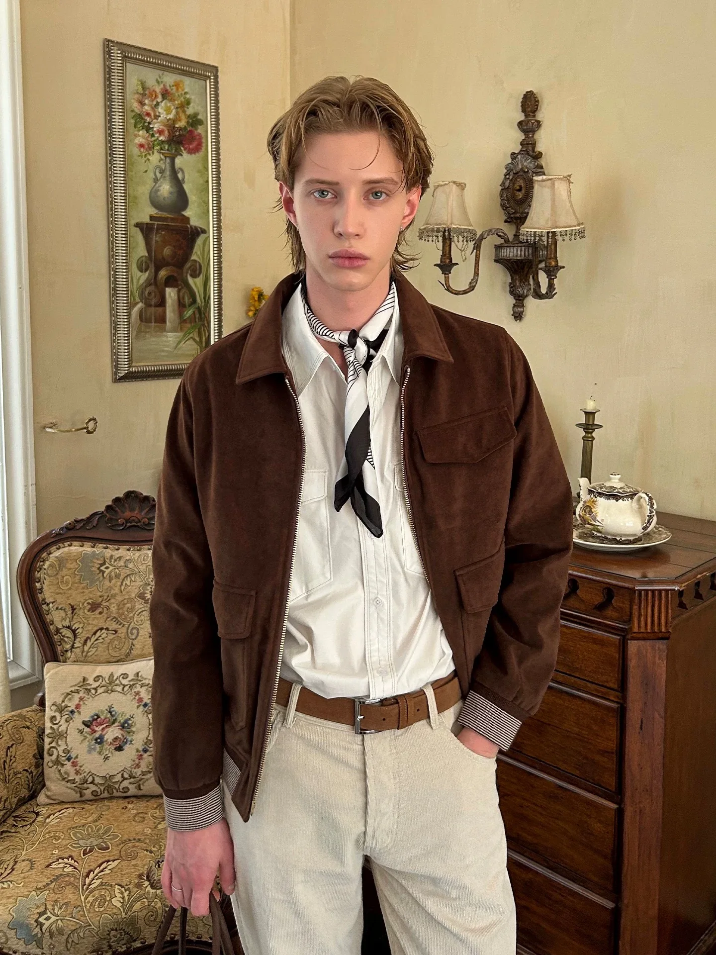 

Классическая ретро-куртка-пилот из замши для мужчин, с широкими плечами, молодежная, трендовая, из полиэстера, нейлона и композитного волокна, теплая верхняя одежда