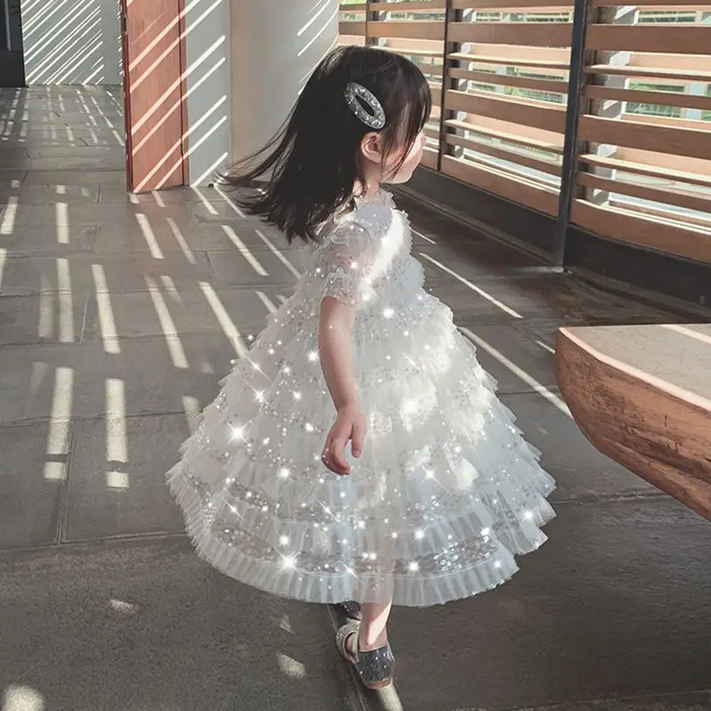 

Little girl summer children's dress princess birthday party dress lace sequins Tutu wedding children's dress retro puffy skirt