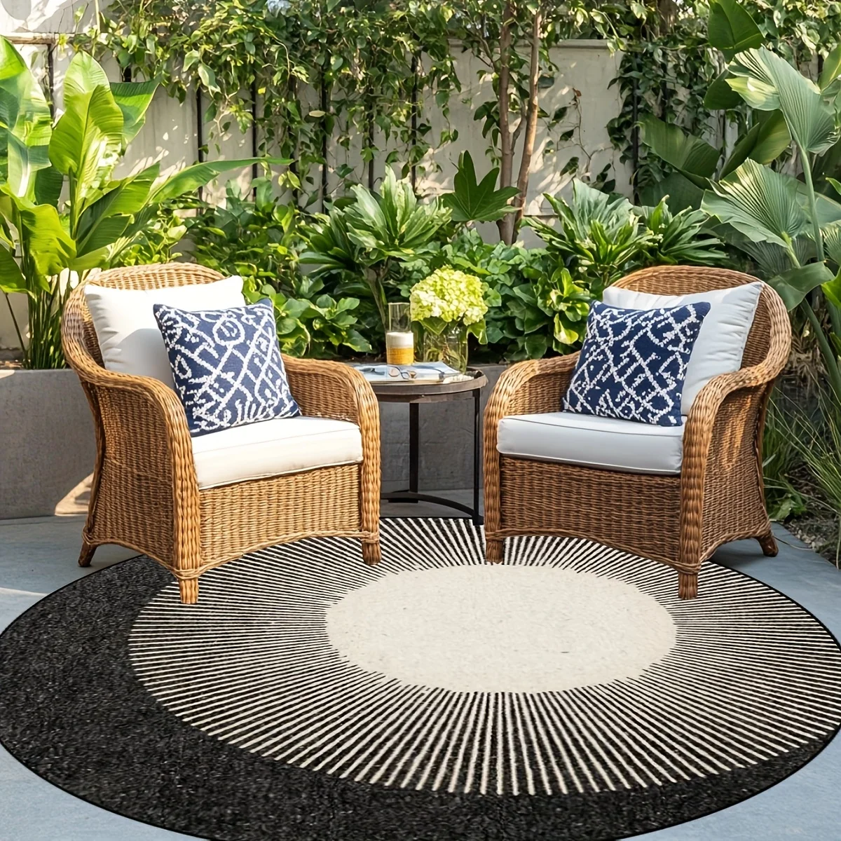 1pc Black‑White Radiating Line Printed Round Area Rug, Comfortable Floor Mat for Living Room, Study, Bedroom