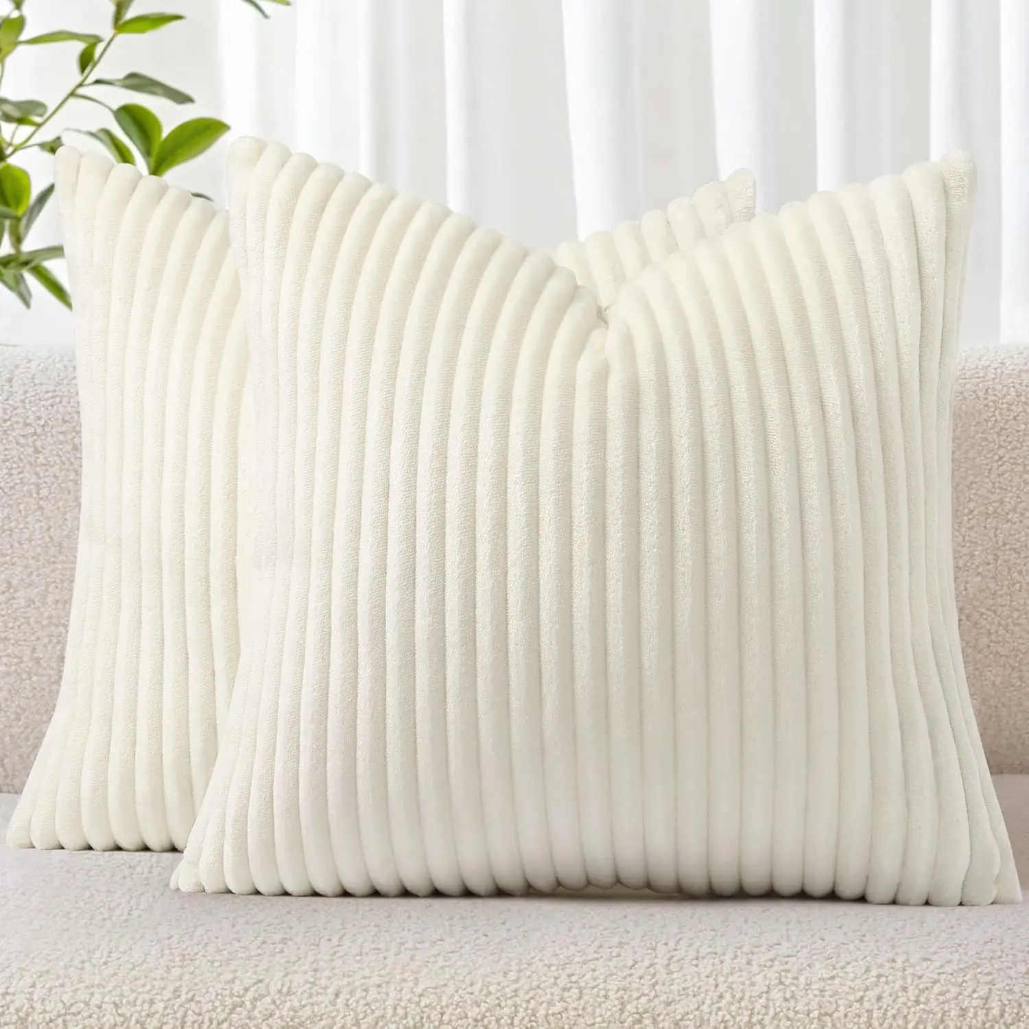 

Decorative Fall Throw Pillow Covers 18x18 Set of 2, Soft Natural Plush Flannel Double-Sided Fluffy Couch Pillow Covers for Sofa