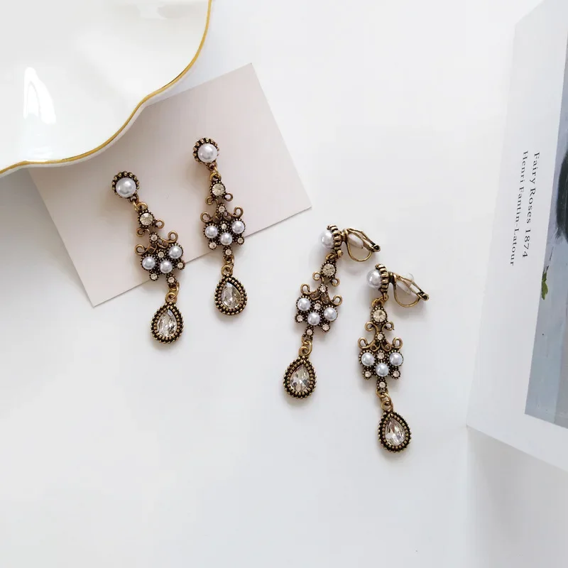 No Pierced Ears Hole Earrings Vintage Baroque Simulated Pearls Water drop Stone Clip On Earrings for Women Lady Wedding